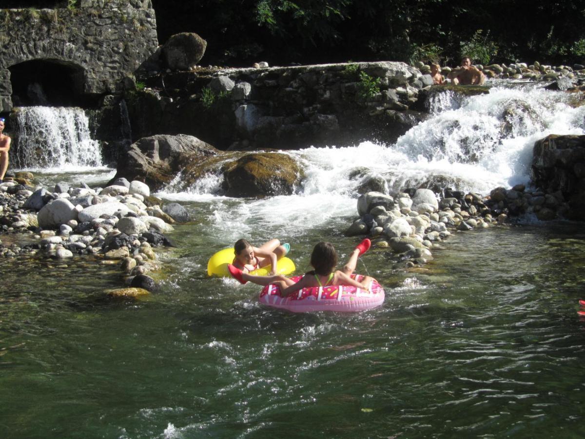 Camping Le Ventadour Meyras Buitenkant foto