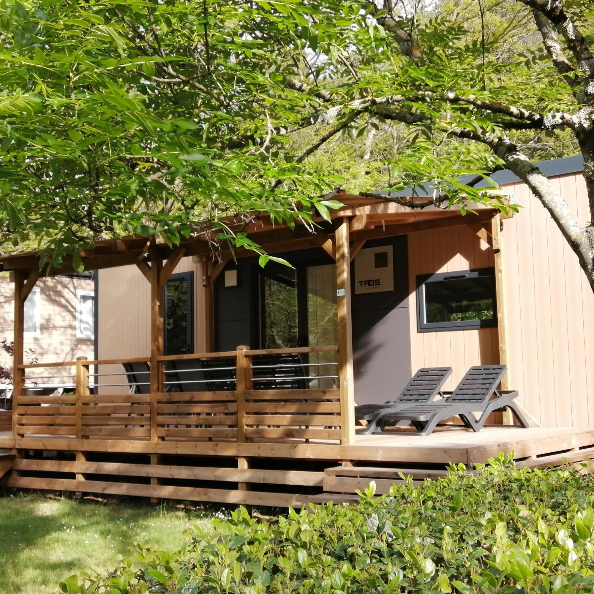 Camping Le Ventadour Meyras Buitenkant foto