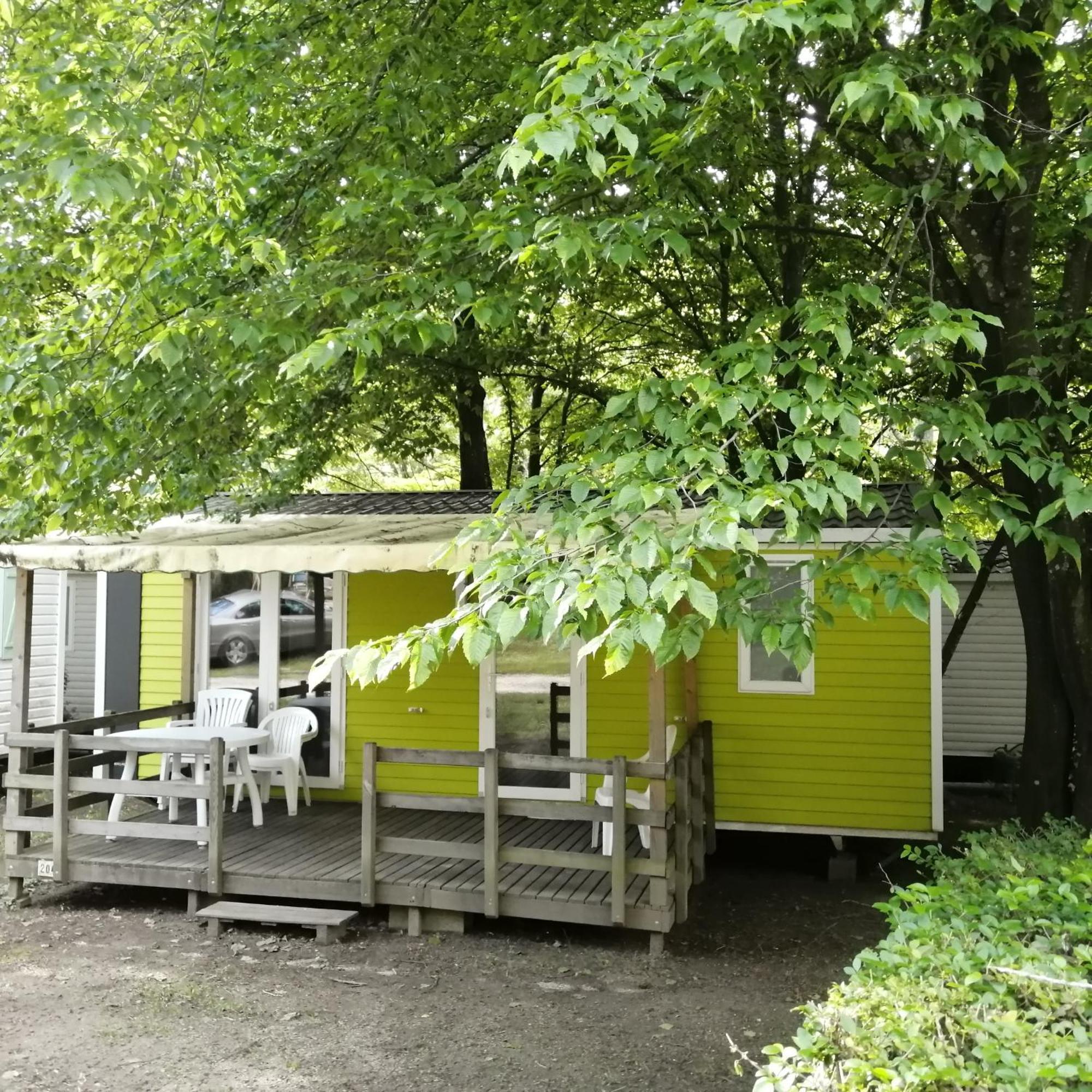 Camping Le Ventadour Meyras Buitenkant foto