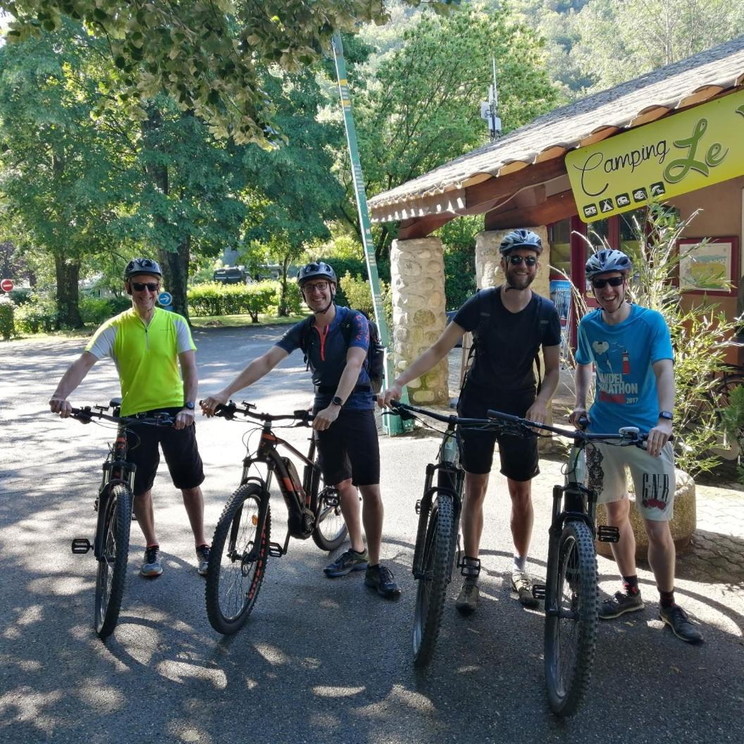 Camping Le Ventadour Meyras Buitenkant foto
